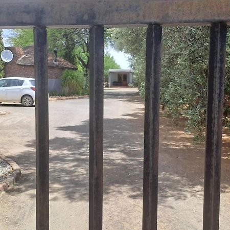 African Dawn B&B Calvinia Екстериор снимка