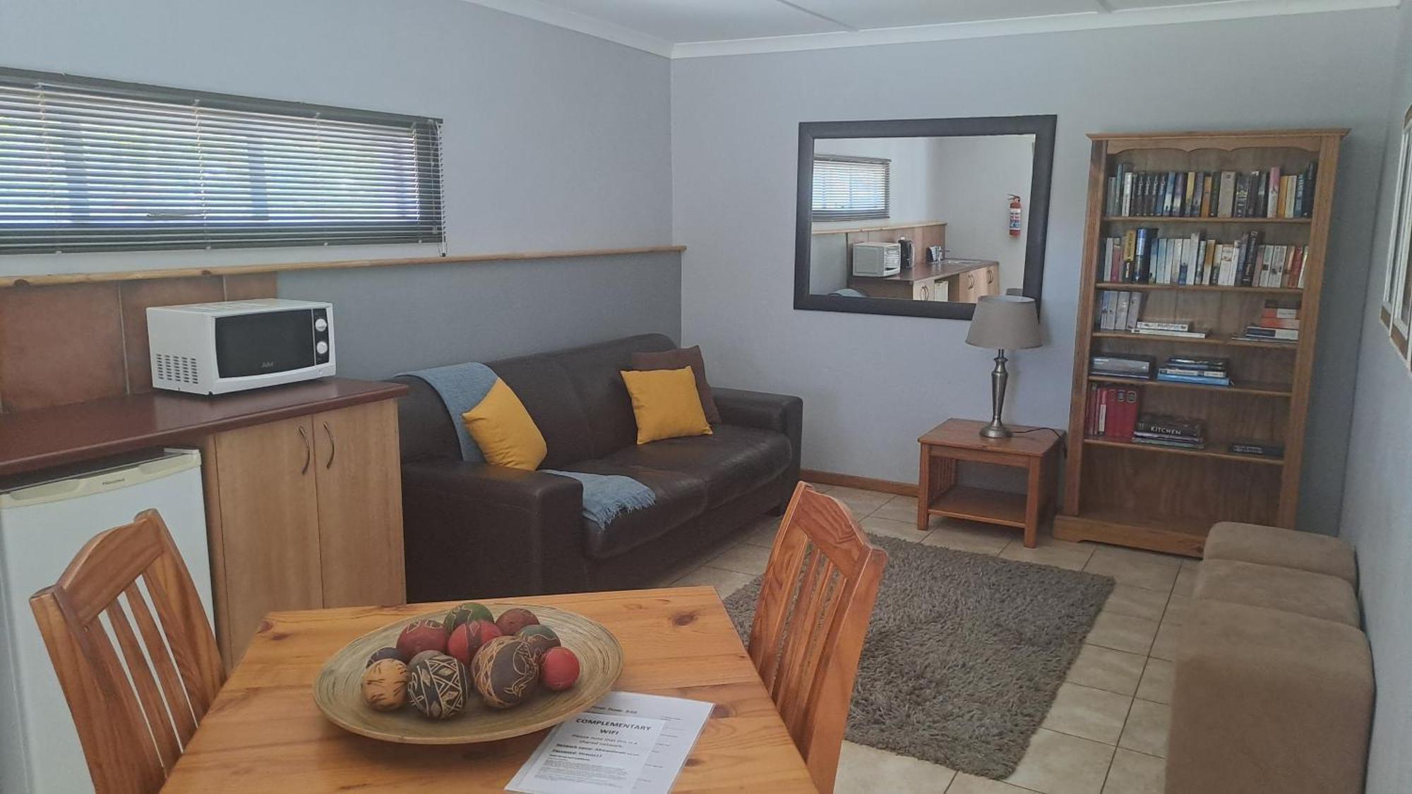 African Dawn B&B Calvinia Екстериор снимка